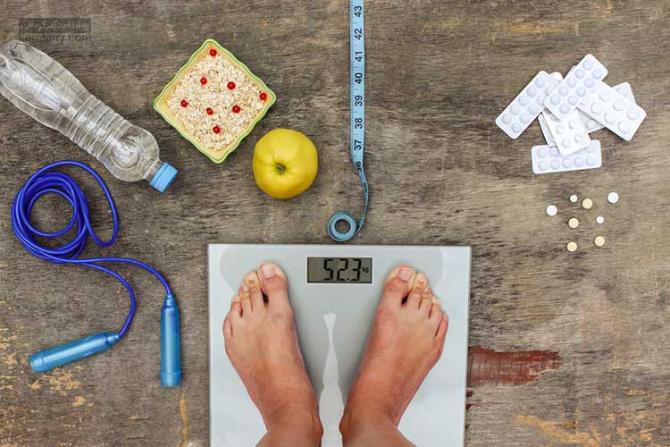 بهترین راه کاهش وزن به جای مصرف داروی لاغری، تغییر عادات غذایی ناسالم است.
