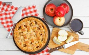 کیک سیب و دارچین