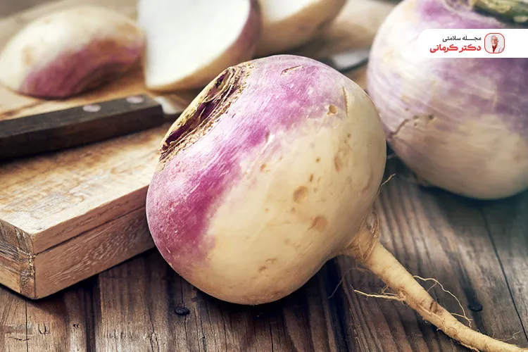 مصرف شلغم خطر ابتلا به بیماری های مزمن مانند سرطان را کاهش می‌دهد.