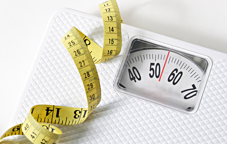 ترازو وزن کردن کاهش وزن رژیم دکتر کرمانی