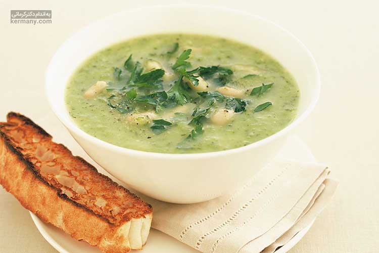سوپ کدو سبز از سوپ‌های کم کالری در فصل زمستان است.