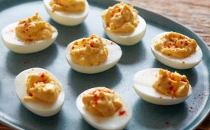 دستور پخت تخم مرغ به همراه مایونز و خردل