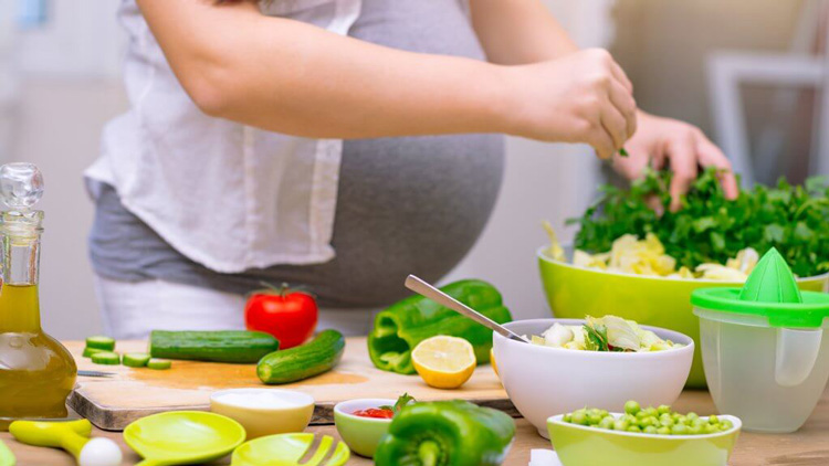 What-to-Eat-When-Pregnant-Your-Perfect-Pregnancy-Diet-1024x576.jpg