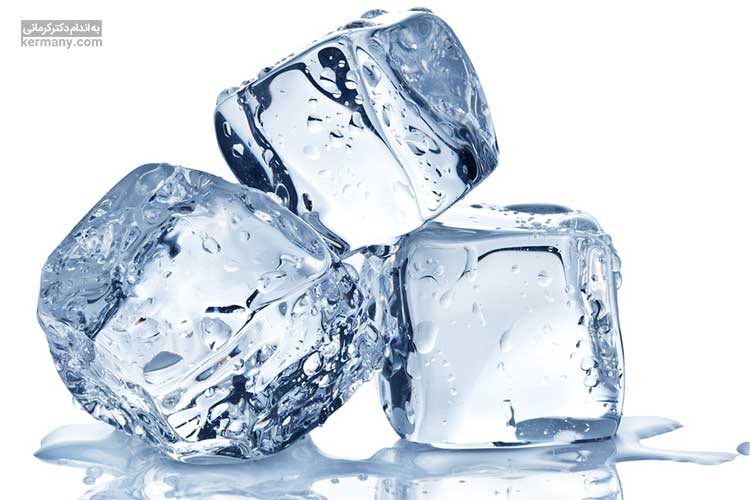 مکیدن یخ می‌تواند، در مبارزه با التهاب گلو موثر باشد.
