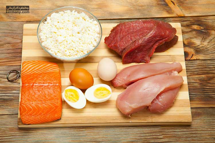 برای درمان کم کاری تیروئید مصرف به اندازه غذاهای حاوی ید مانند ماهی، تخم مرغ و لبنیات ضروری است.