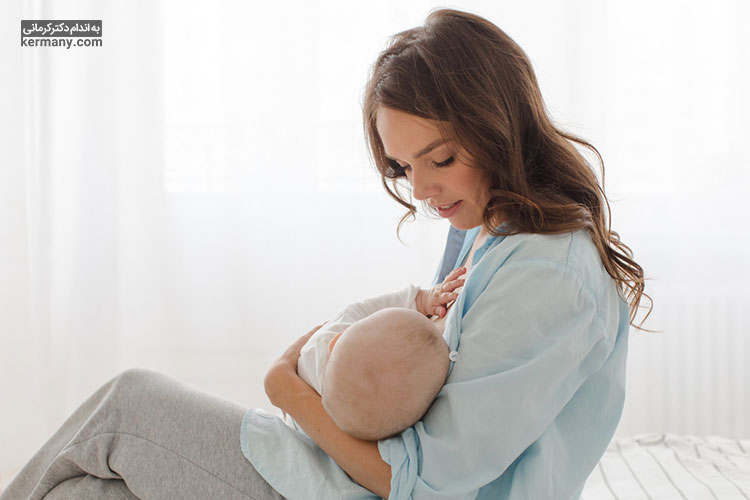 یکی از فواید شیر مادر، ایجاد رابطه عاطفی عمیق بین کودک و مادر است که از مشکلات روحی در آینده پیشگیری میکند.