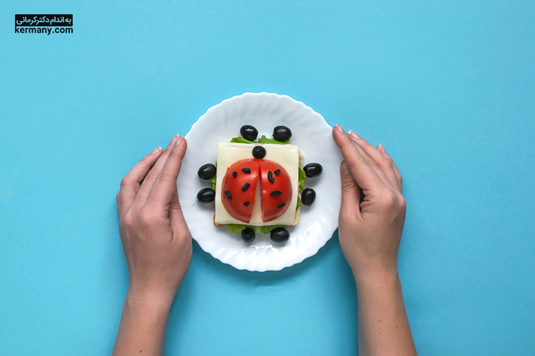  تحقیقات نشان می‌دهد که مصرف آجیل، میوه و سبزی برای دانش آموزان به بهبود جنبه‌های خاصی از عملکرد مغز کمک می‌کند.