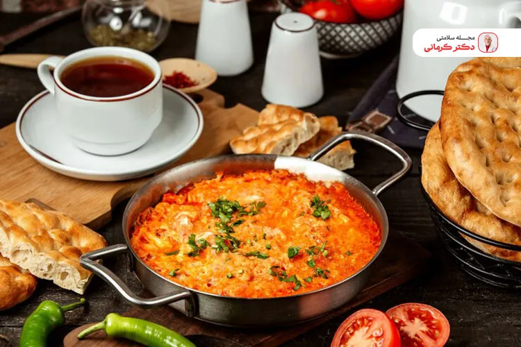 املت یک غذایی مقوی است که می‌تواند با کمترین میزان روغن طبخ شود.