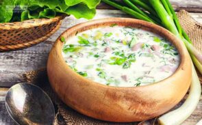 طرز تهیه آش دوغ رژیمی