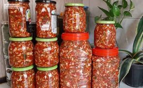 طرز تهیه ترشی گوجه یا ترشی سالاد مشهدی