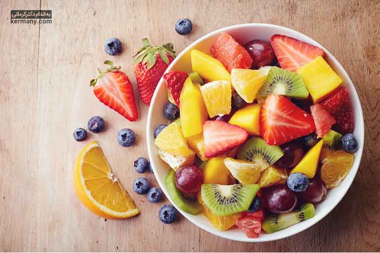 همه‌ی میوه‌ها کالری نسبتا کمی دارند و حاوی مقادیر خوبی از فیبر و قندهای ساده هستند.