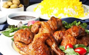 اکبر جوجه یکی از غذاهای محبوب شمالی است که در اغلب استان‌های کشور به روش‌های مختلف طبخ می‌شود.