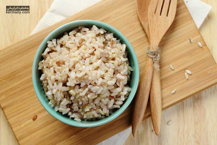 پخت برنج قهوه‌ای بیشتر از برنج سفید معمولی طول می‌کشد