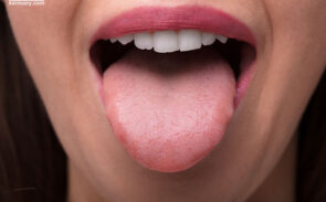 زبان به جز حرف زدن کاربردهای دیگری نیز دارد و آن هم این است که نشان‌دهنده‌ی بیماری‌هاست.