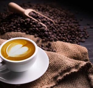 کاهش خطر آلزایمر با مصرف قهوه‌ی فراوان