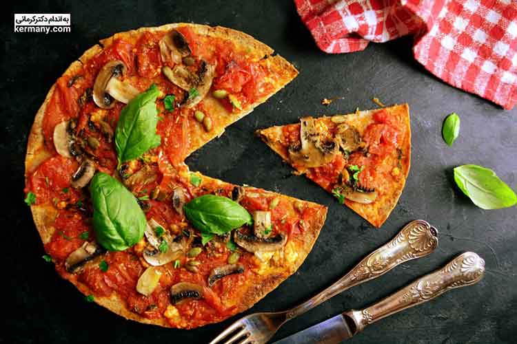 برای داشتن یک رژیم غذایی اصولی و سالم شما می‌توانید حتی از پیتزای کتویی استفاده کنید.