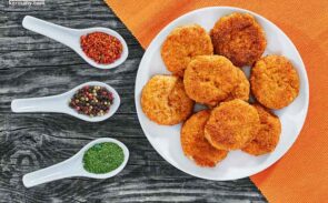 با درست کردن کتلت مرغ، از یک غذای رژیمی و ساده بهره و لذت ببرید.