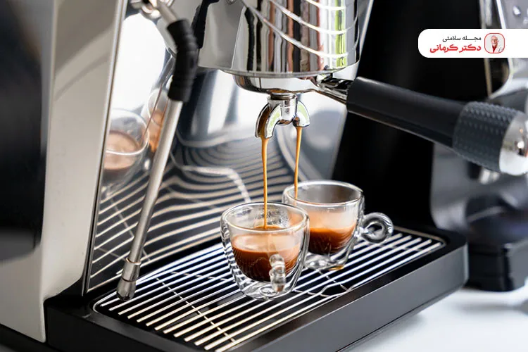 از مضرات قهوه ناشتا سوهاضمه و رفلاکس معده است.