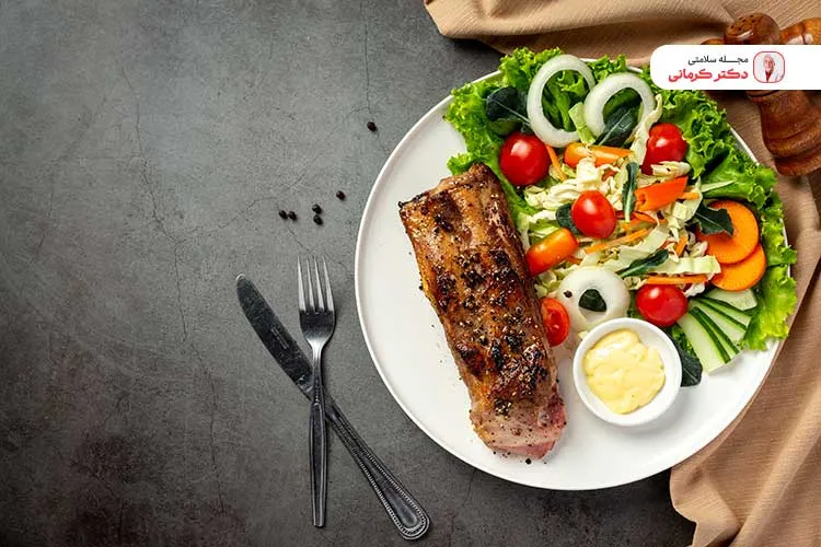 حذف نهار؛ راهکار یا اشتباه؟ skipping lunch weight loss 2 اگر نهار را حذف کنید میل به قند افزایش پیدا میکند.