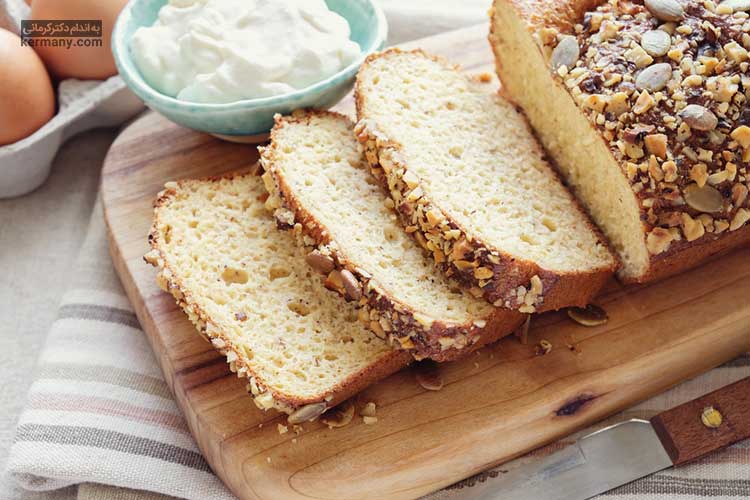 یکی از انواع نان کتوژنیک، نانیست که از آرد بادام تهیه شده است.