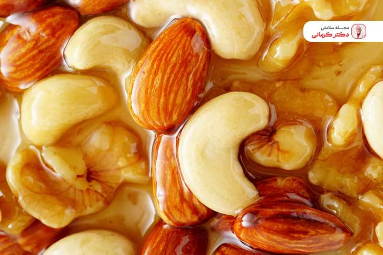 آجیل و عسل را جایگزین شیرینی میان وعده کنید.