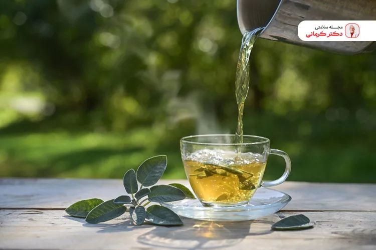 چای سبز را برای جلوگیری از آسیب اشعه فرابنفش خورشید مصرف نمایید.