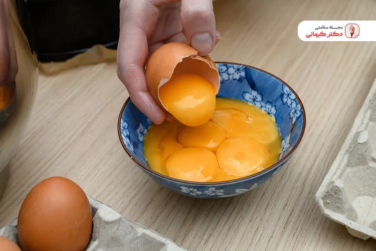 می‌توانید سفیده و زرده را با هم یا جداگانه فریز کنید.
