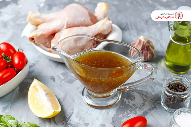 در رژیم غذایی بعد از عمل اسلیو معده آب گوشت یا مرغ صاف شده میل کنید.