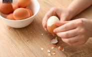 مصرف زیاد تخم مرغ در یک روز موجب بالا رفتن میزان کلسترول خون خواهد شد.