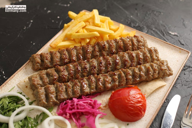 طرز تهیه کباب کوبیده اصیل ایرانی با طعم رستورانی - 3 - طرز تهیه کباب کوبیده - آشپزی رژیمی