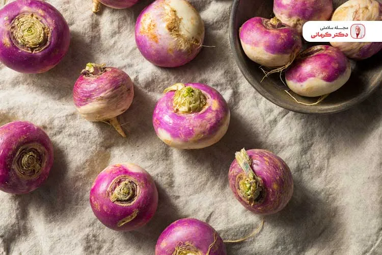 شلغم خام مواد مغذی بیشتری دارد.