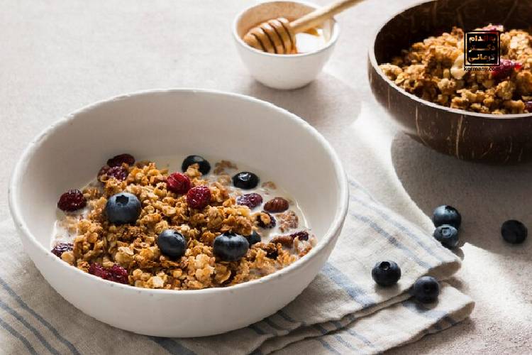 گرانولا چیست؟ - 2 - گرانولا چیست - تغذیه