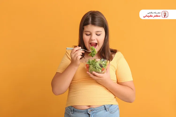 برای پیشگیری از چاقی کودکان میان وعده‌های سالم در اخیار آنها بگذارد.