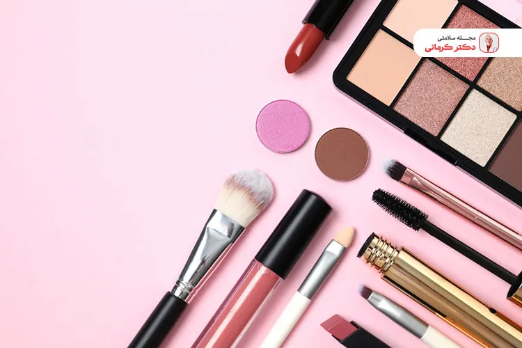 برخی مواد لوازم آرایش نیز موجب اختلال در هورمون استروژن می‌شوند.