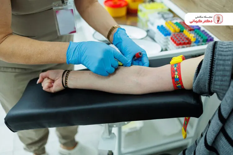 اگر در خانواده خود سابقه دیابت دارید باید تست قند خون بدهید.