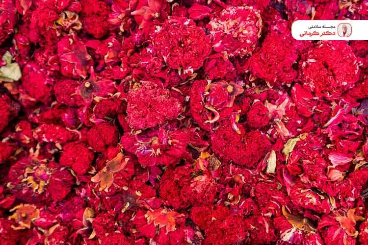 گلنار فارسی در واقع گل درخت نر انار است.