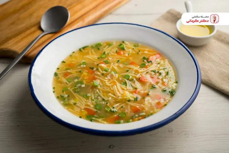 سوپ رشته یکی از رایج ترین و محبوب ترین انواع سوپ است.